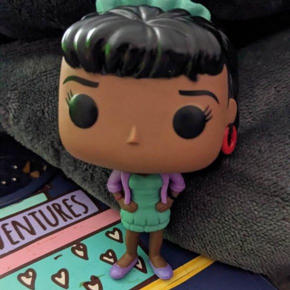 Lisa Turtle From Saved by the Bell Out of Box - Picture 1 of 1